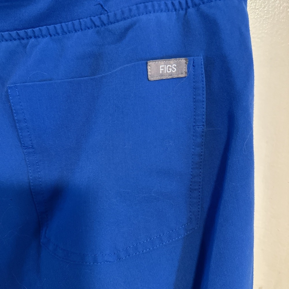 FIGS Women's Medium Blue Scrub Jogger Pants Cuff Bottom - Picture 7 of 9